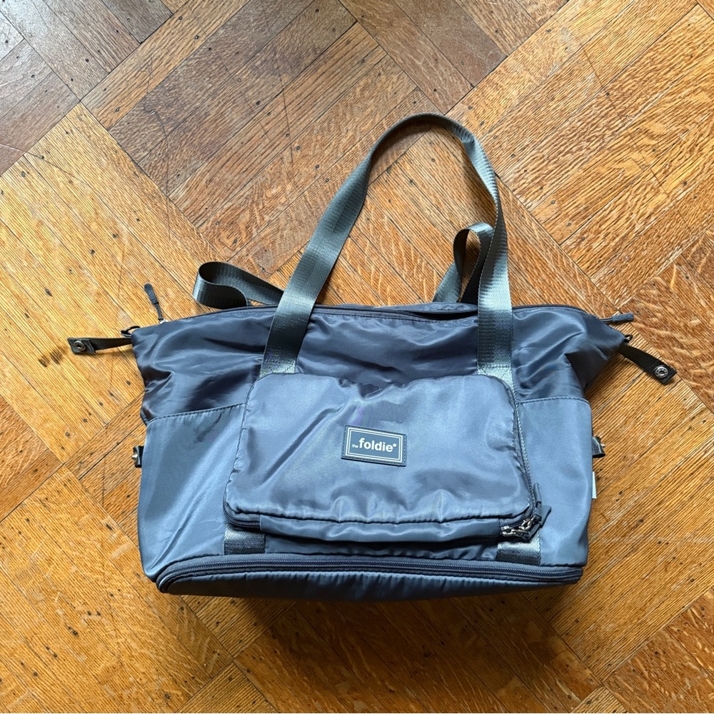 Used Foldie 40L travel bag